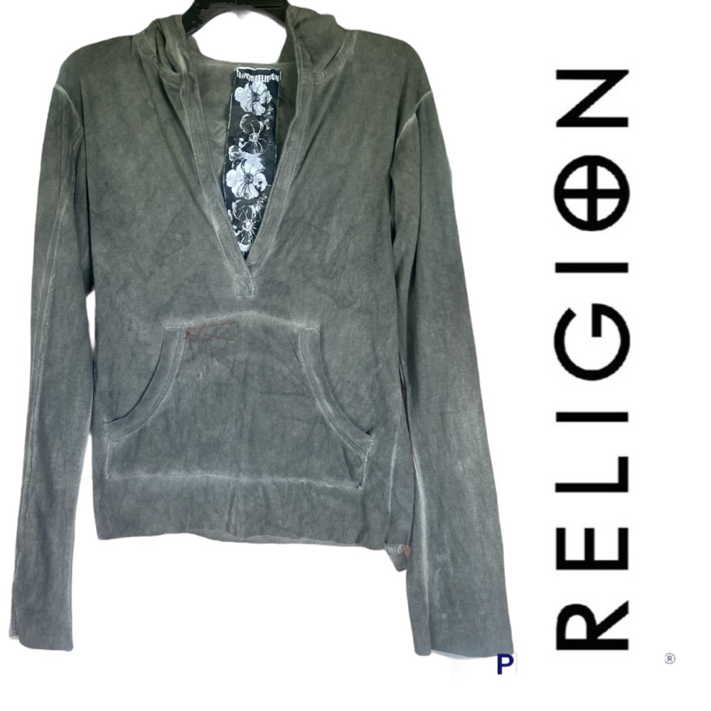 ☀️ NWOT Grey Distressed Hoodie by Religion